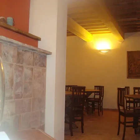 Agriturismo Arsicci مزرعة للإقامة *